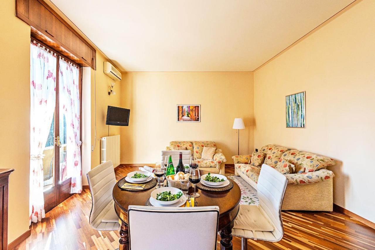La Magnolia 2 Apartment By Wonderful Italy Desenzano del Garda Exterior foto