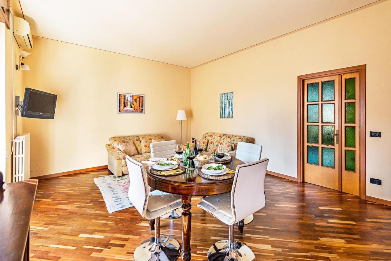 La Magnolia 2 Apartment By Wonderful Italy Desenzano del Garda Exterior foto